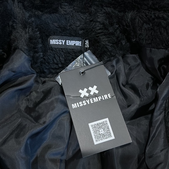 Oversized Teddy Coat - Picture 2 of 6